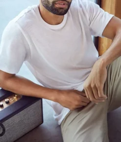 T-Shirts><noscript><img width=