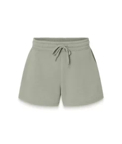 Athleisure><noscript><img width=