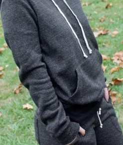 Athleisure><noscript><img width=